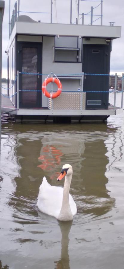 Houseboat Arka 1 - Domki Na Wodzie, Rower Wodny, Wifi, Parking Mielno  Exteriér fotografie