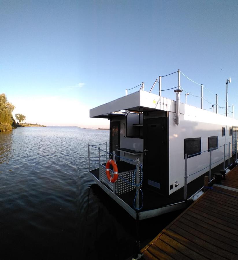 Houseboat Arka 1 - Domki Na Wodzie, Rower Wodny, Wifi, Parking Mielno  Exteriér fotografie