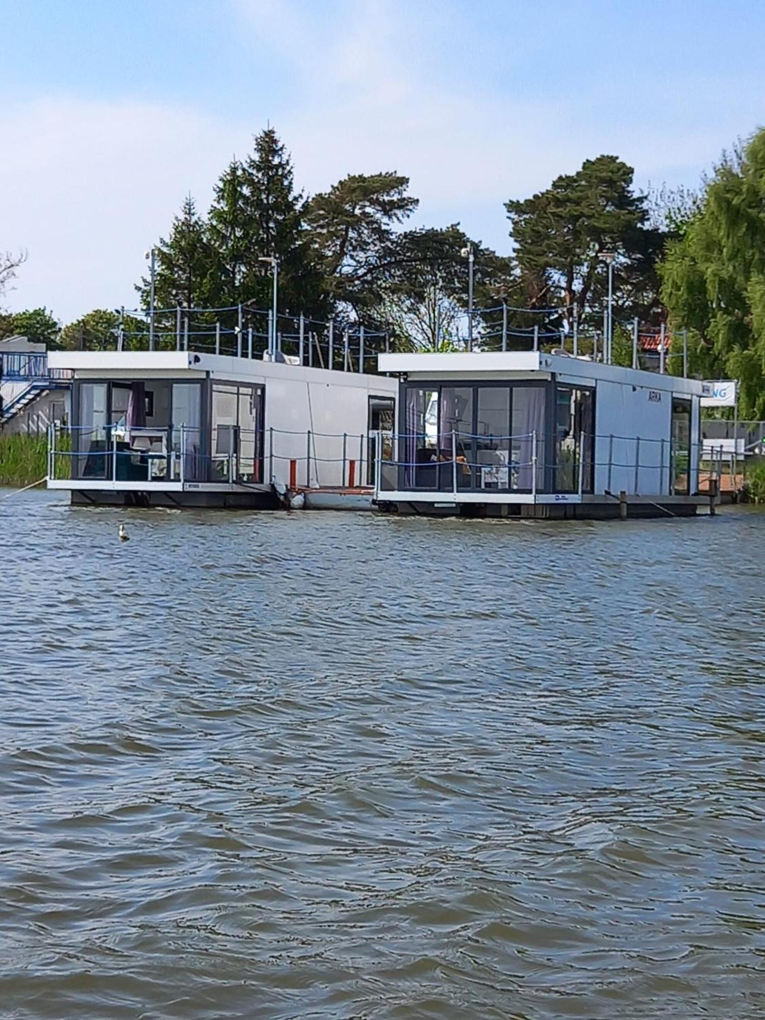 Houseboat Arka 1 - Domki Na Wodzie, Rower Wodny, Wifi, Parking Mielno  Exteriér fotografie